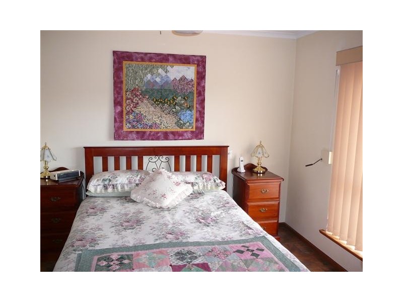 13 Clearwater Crescent, Seaford Rise SA 5169
