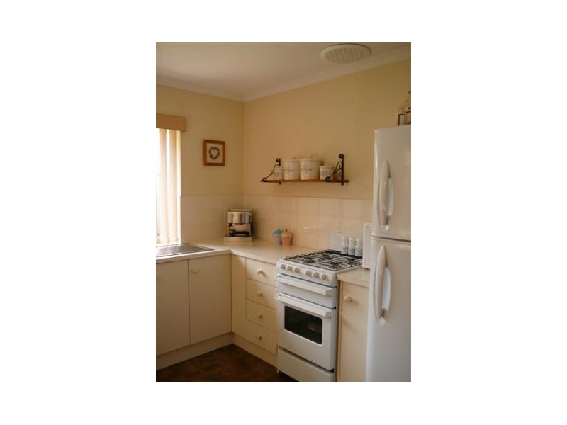 13 Clearwater Crescent, Seaford Rise SA 5169