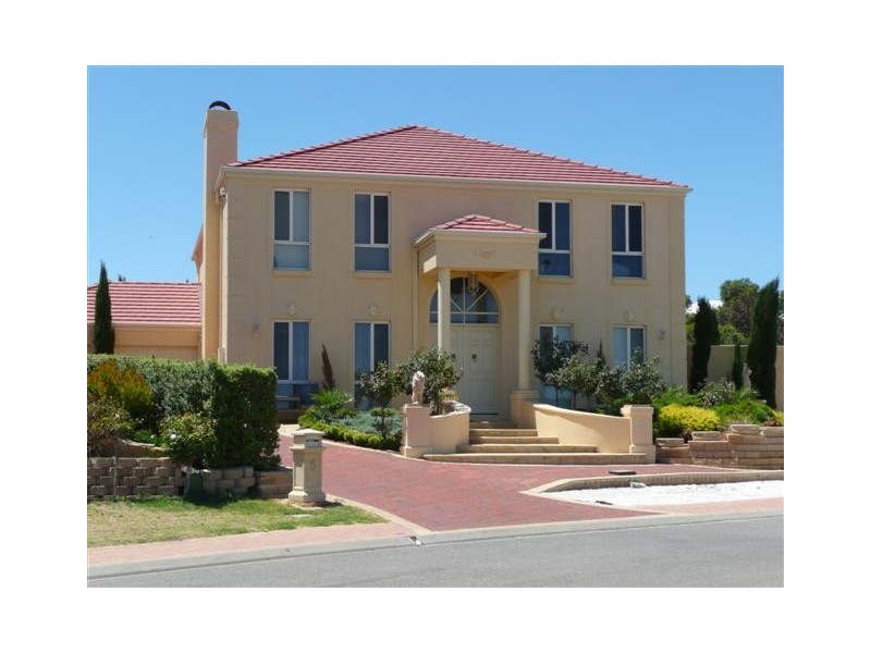 5 The Crescent, Seaford Rise SA 5169