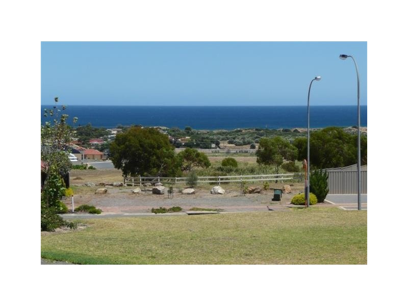5 The Crescent, Seaford Rise SA 5169