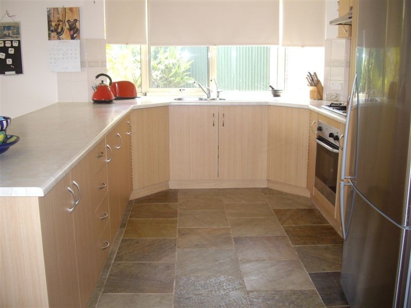 32 Domain Street, Moana SA 5169