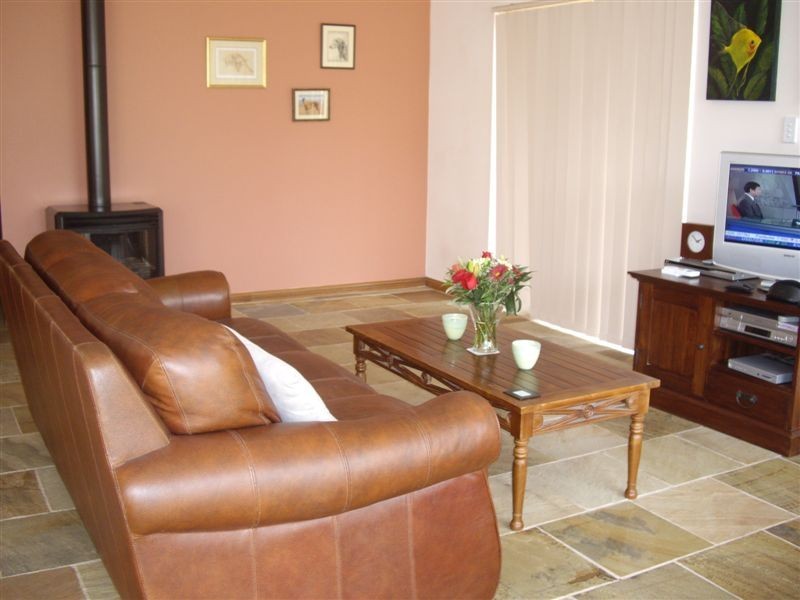 32 Domain Street, Moana SA 5169