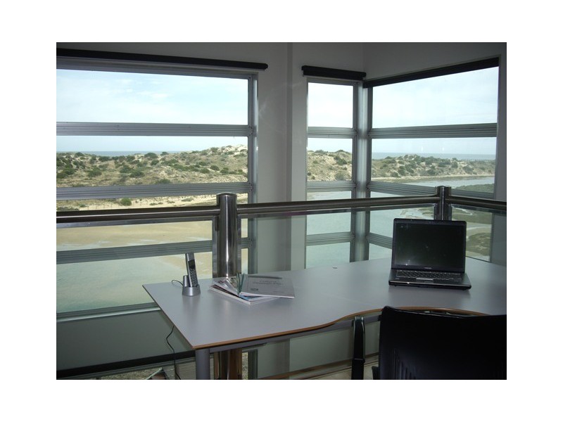 21 Commerical Road, Port Noarlunga South SA 5167