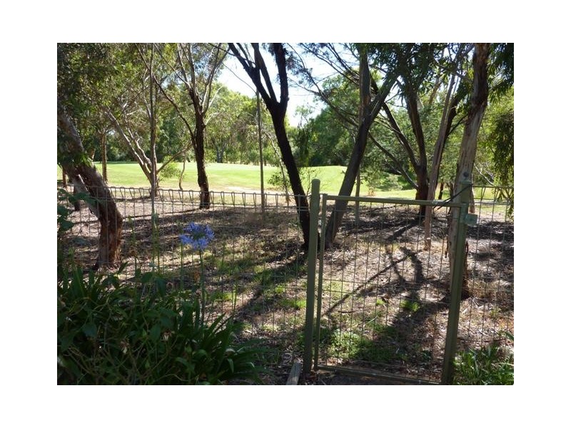 9 Herbert Allan Way, Willunga SA 5172