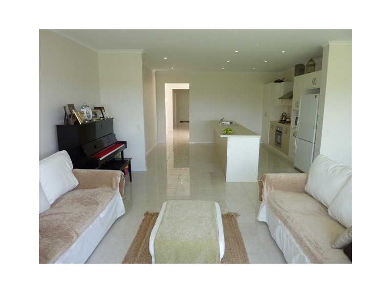 12 Chartreuse Court, Aldinga Beach SA 5173