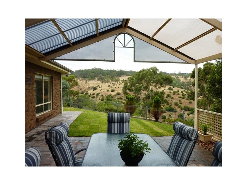 2 View Court, Happy Valley SA 5159