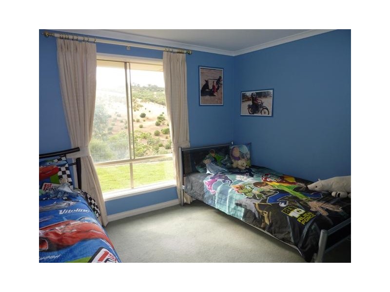 2 View Court, Happy Valley SA 5159