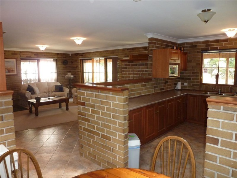 2 Caralue Street, Port Willunga SA 5173