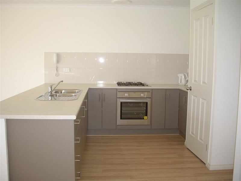 Unit 2, 27 Tiller Drive, Seaford SA 5169