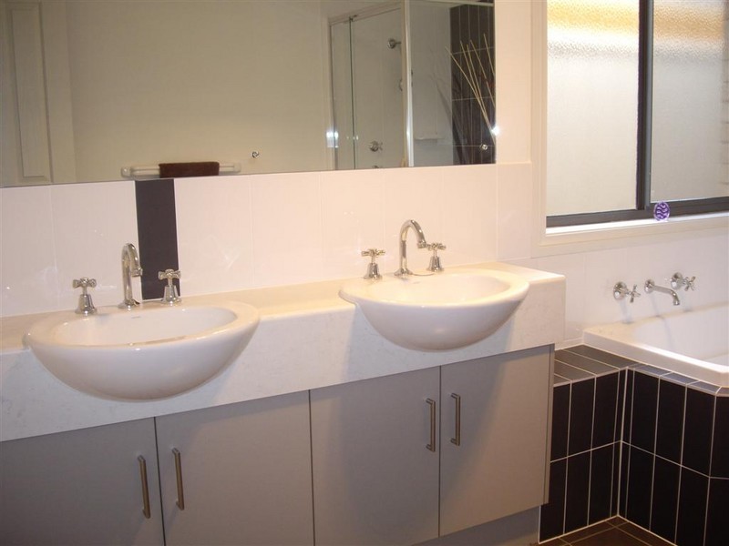 Unit 2, 27 Tiller Drive, Seaford SA 5169