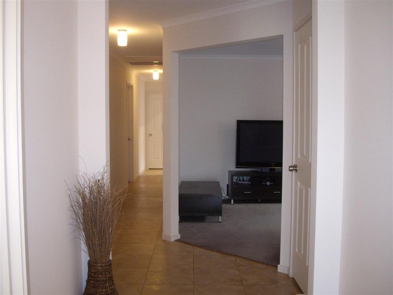 34  Albany Way, Seaford Rise SA 5169