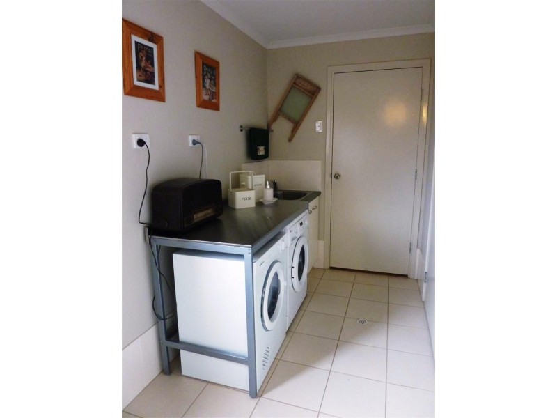 10 Wilkinson Court, Mclaren Flat SA 5171