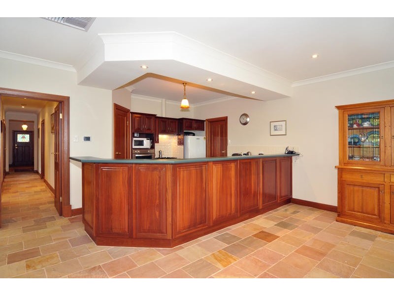 6 Hailstone Lane, Willunga SA 5172