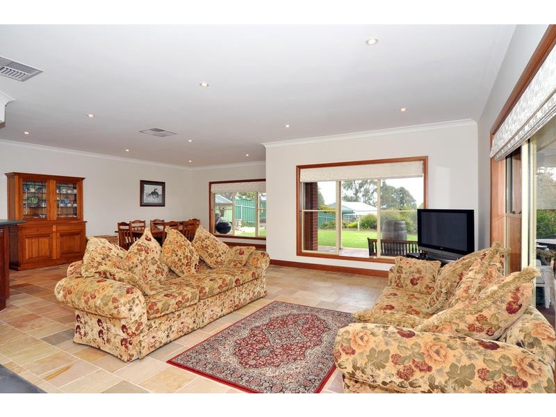 6 Hailstone Lane, Willunga SA 5172