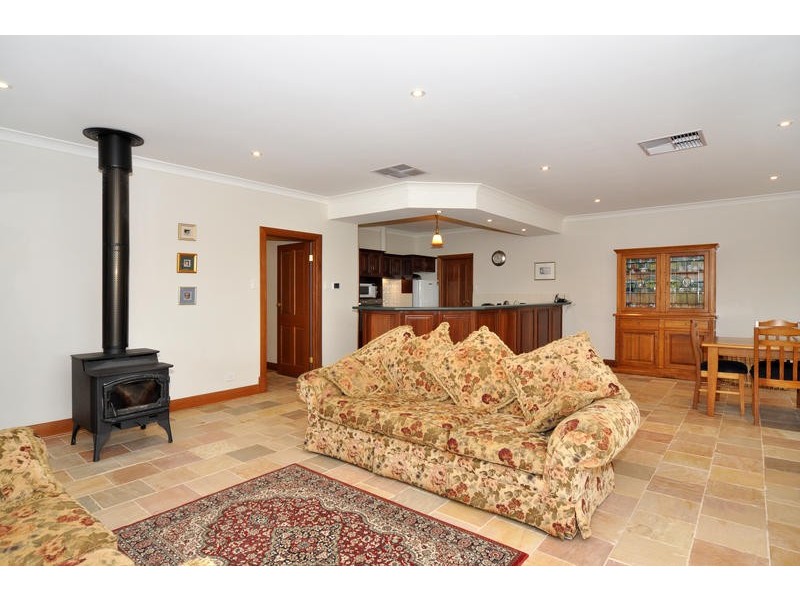 6 Hailstone Lane, Willunga SA 5172