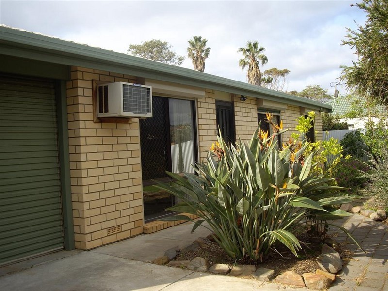 11  Helmsman Tce, Seaford SA 5169
