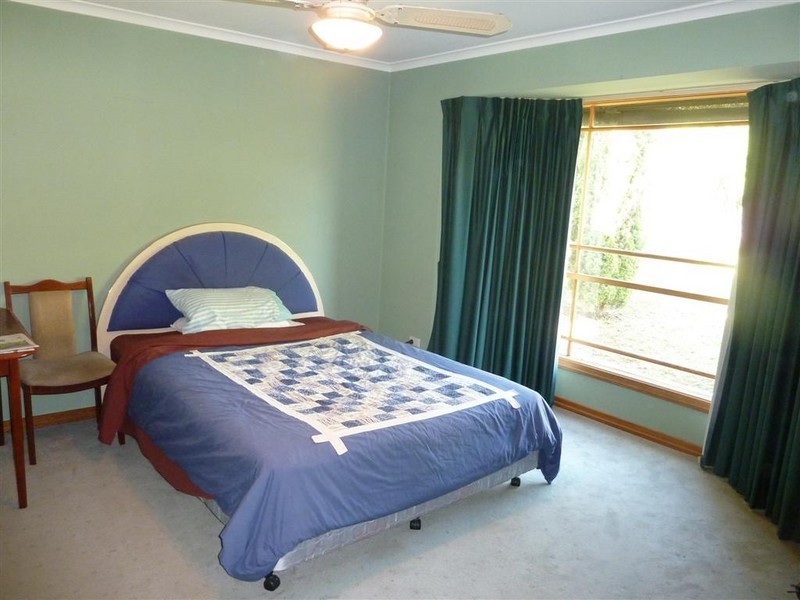 50 Giles Road, Willunga SA 5172