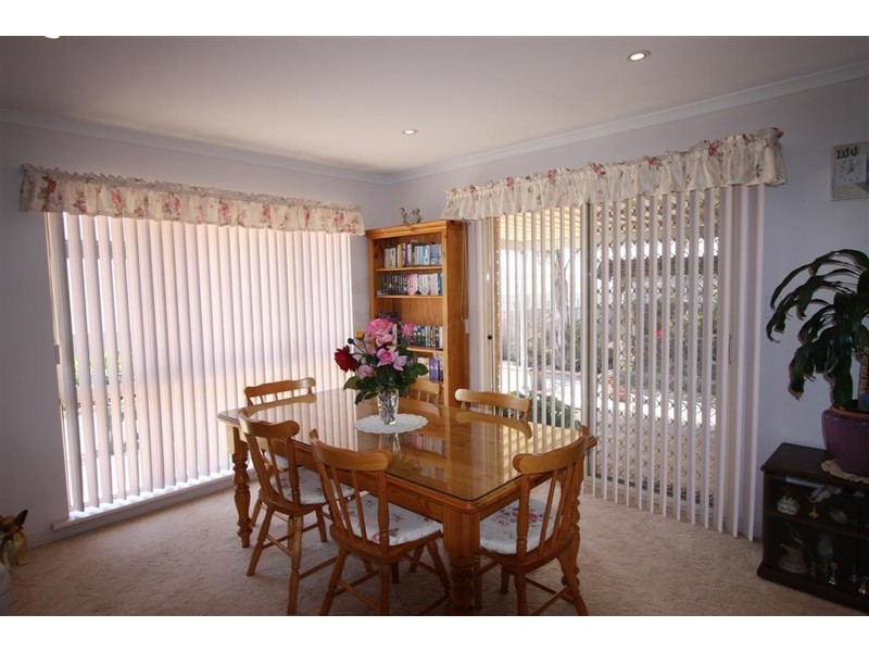 12 Paignton Close, Moana SA 5169