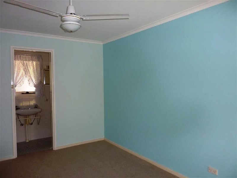 15 Poznan Crescent, Hackham West SA 5163