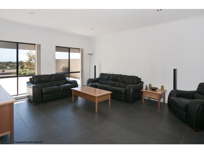 121 Grand Boulevard, Seaford Rise SA 5169