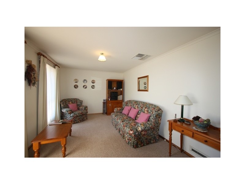 11 Nashwauk Crescent, Moana SA 5169