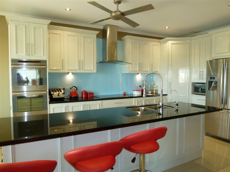 48 Horseshoe Drive, Woodcroft SA 5162