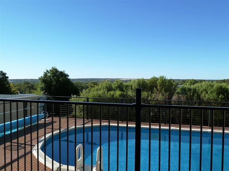 48 Horseshoe Drive, Woodcroft SA 5162