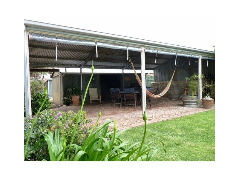 16 Main Road, Mclaren Flat SA 5171