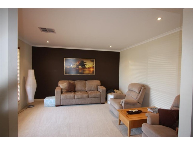 18 Mast Avenue, Seaford Meadows SA 5169