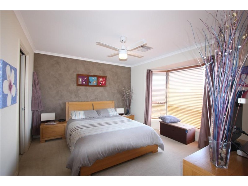 18 Mast Avenue, Seaford Meadows SA 5169