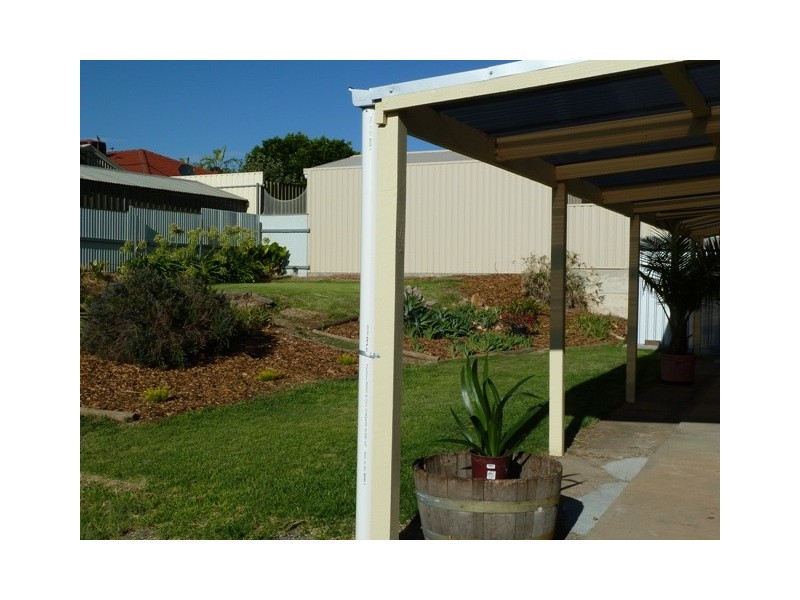 14 Lennard Drive, Moana SA 5169