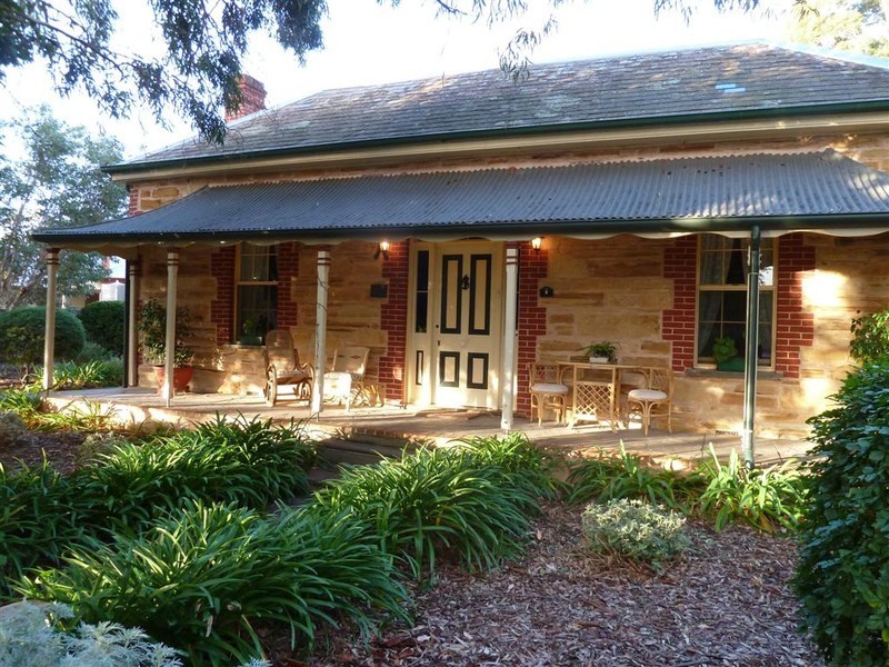 9 St Andrews Tce, Willunga SA 5172