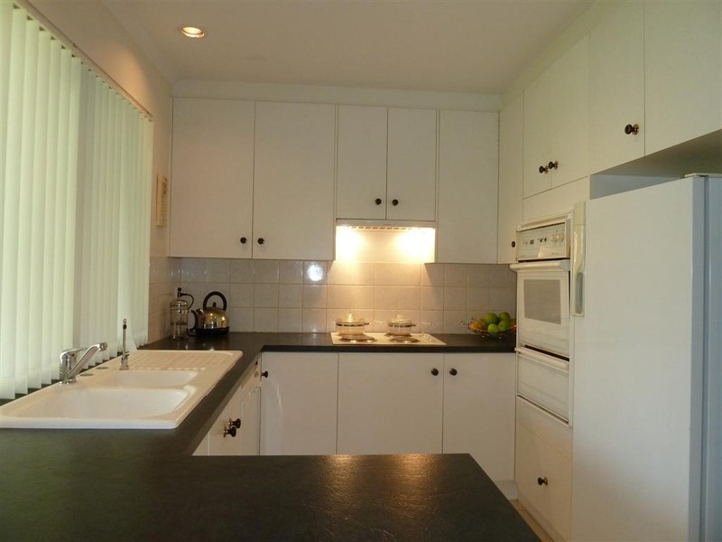 4 Hardy Avenue, Mclaren Vale SA 5171