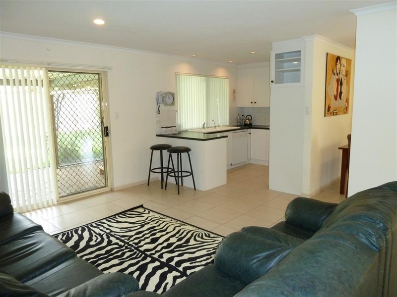 4 Hardy Avenue, Mclaren Vale SA 5171