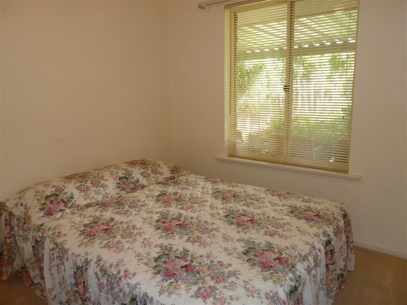 4 Hardy Avenue, Mclaren Vale SA 5171