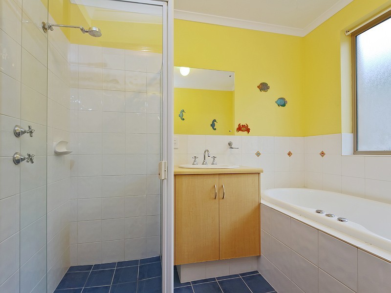 4 Sunset Court, O’sullivan Beach SA 5166