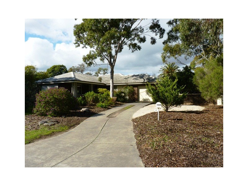 2 DUVAL DRIVE, Morphett Vale SA 5162