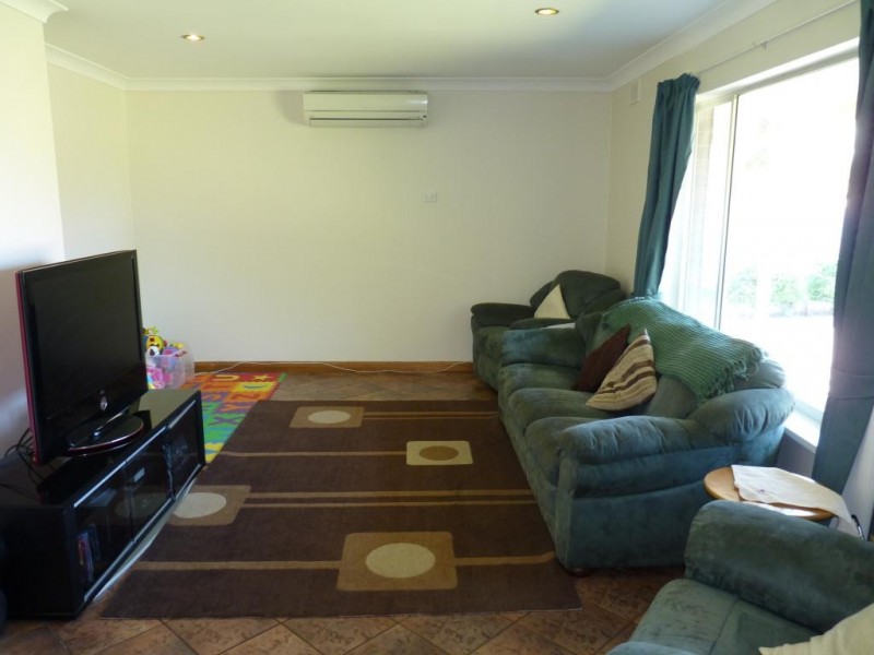51 Hamilton Road, Aldinga Beach SA 5173