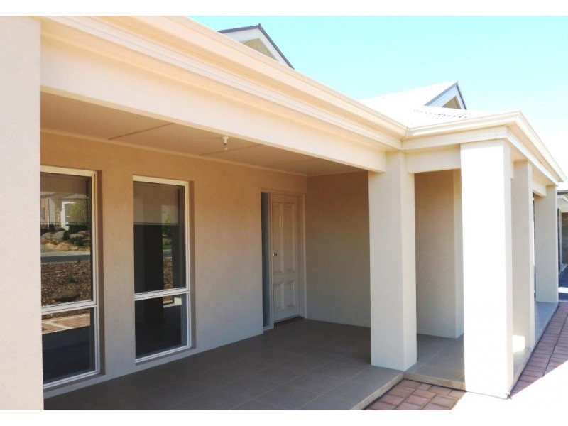 3 Spring Crescent, Mclaren Flat SA 5171