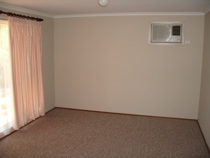 14 Lennard Drive, Moana SA 5169