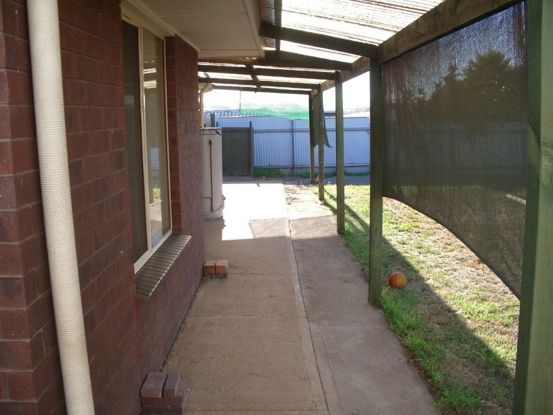 14 Lennard Drive, Moana SA 5169