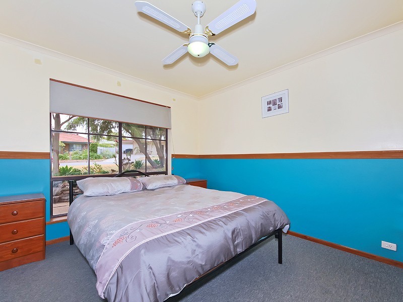 18 Seabreeze Crescent, Maslin Beach SA 5170