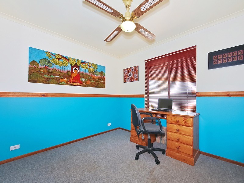 18 Seabreeze Crescent, Maslin Beach SA 5170