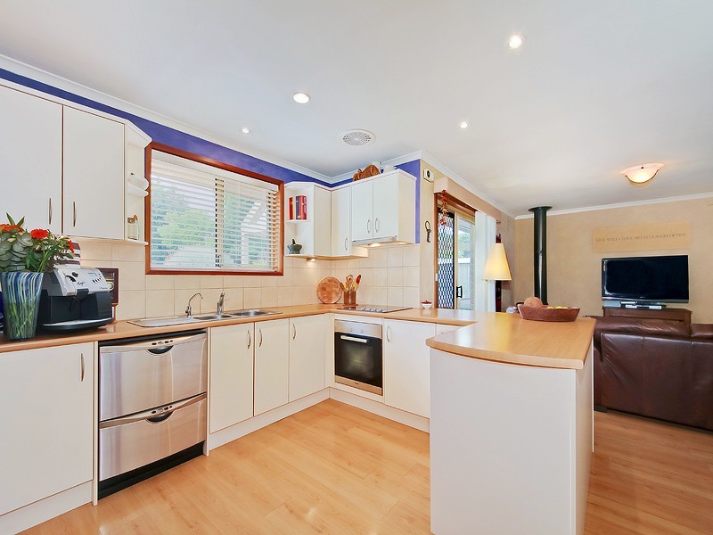 79 Valley View Drive, Mclaren Vale SA 5171