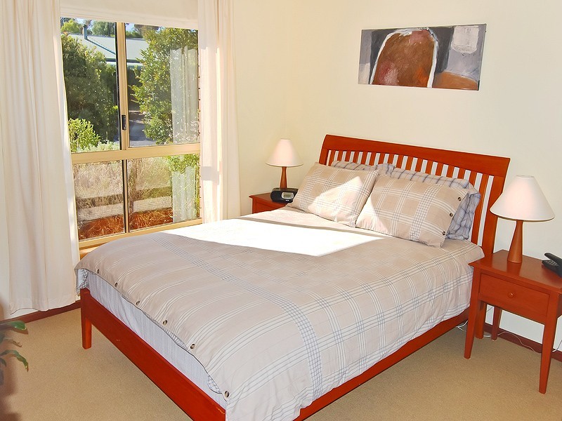 79 Valley View Drive, Mclaren Vale SA 5171