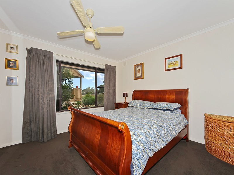 34 St Peters Terrace, Willunga SA 5172