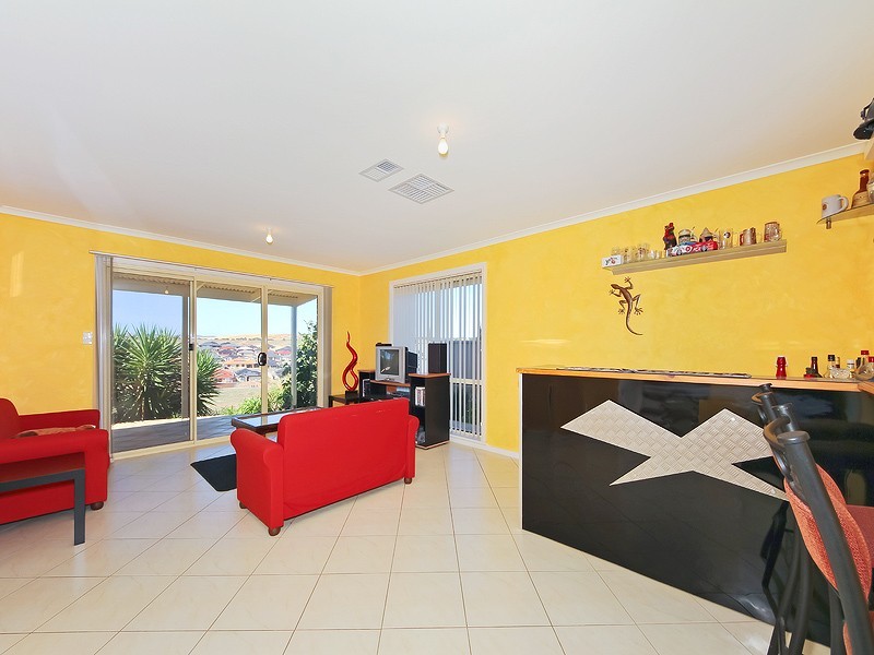 75 Grand Boulevard, Seaford Rise SA 5169