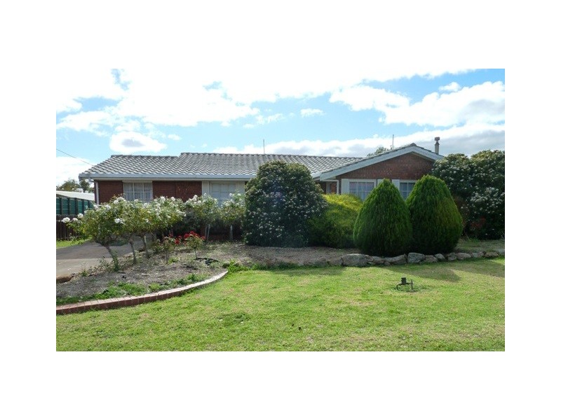 7 Richards Road, Willunga SA 5172