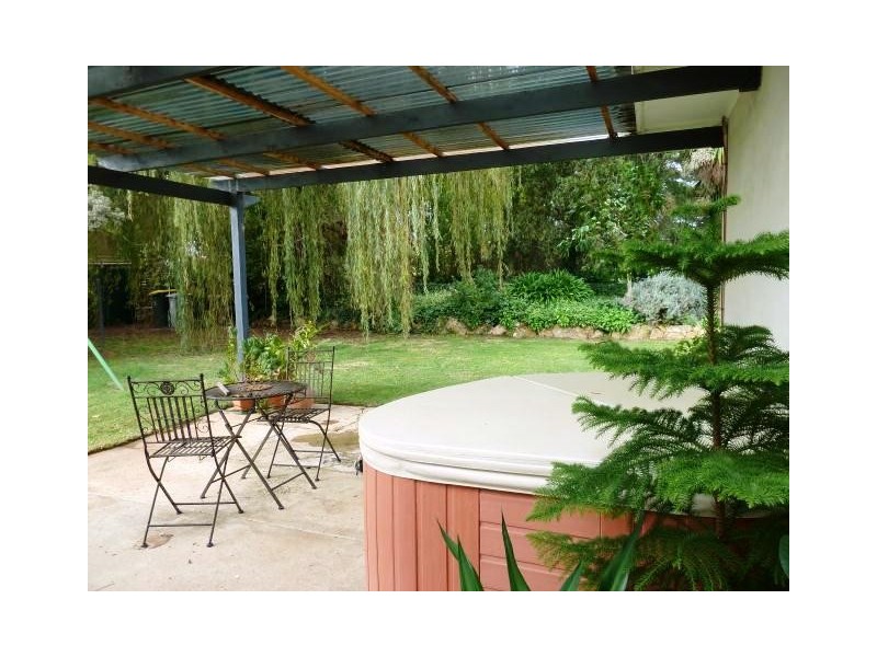 56 and 56a Aldinga Road, Willunga SA 5172