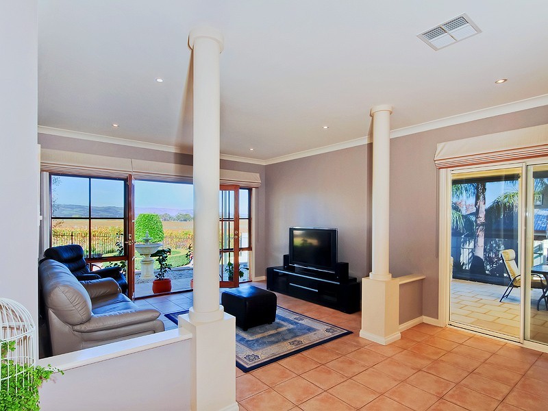 11 Grapevine Lane, Mclaren Vale SA 5171